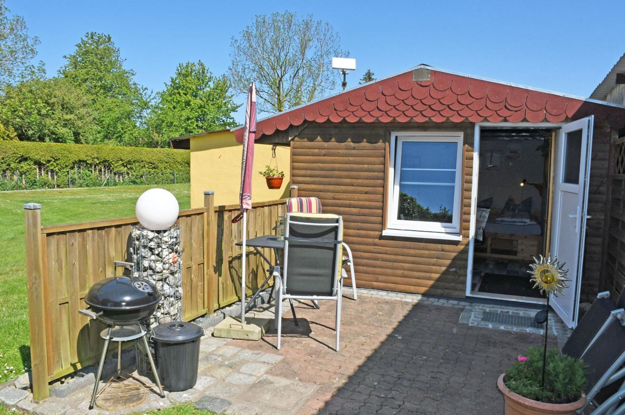 Ferienhaus Am Sund Altefähr エクステリア 写真